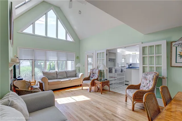 $3,500 | 1 Ledge Road, Newport, RI 02840