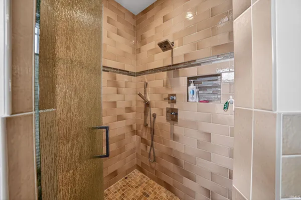 $975,000 | 7515 Toscana Court, Granger, IN 46530