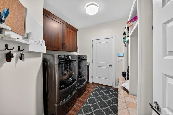 $975,000 | 7515 Toscana Court, Granger, IN 46530