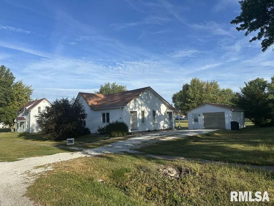 407 Prairie Mills Road Golden, IL 62339 - Photo 1 of 16 Gallery Image 1