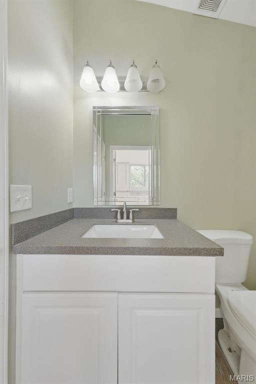 908 Railroad Avenue Foley, MO 63347 - Photo 16 of 37