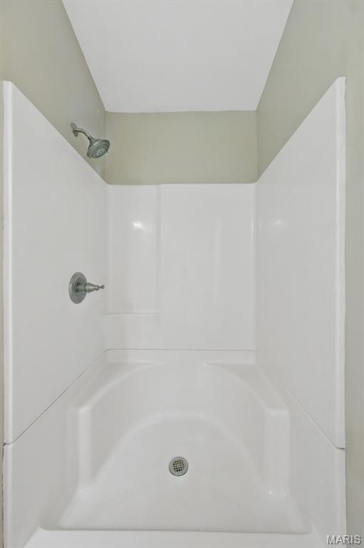 908 Railroad Avenue Foley, MO 63347 - Photo 17 of 37