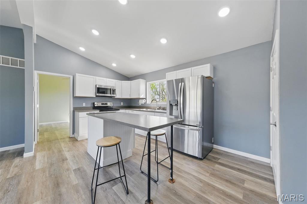 908 Railroad Avenue Foley, MO 63347 - Photo 9 of 37