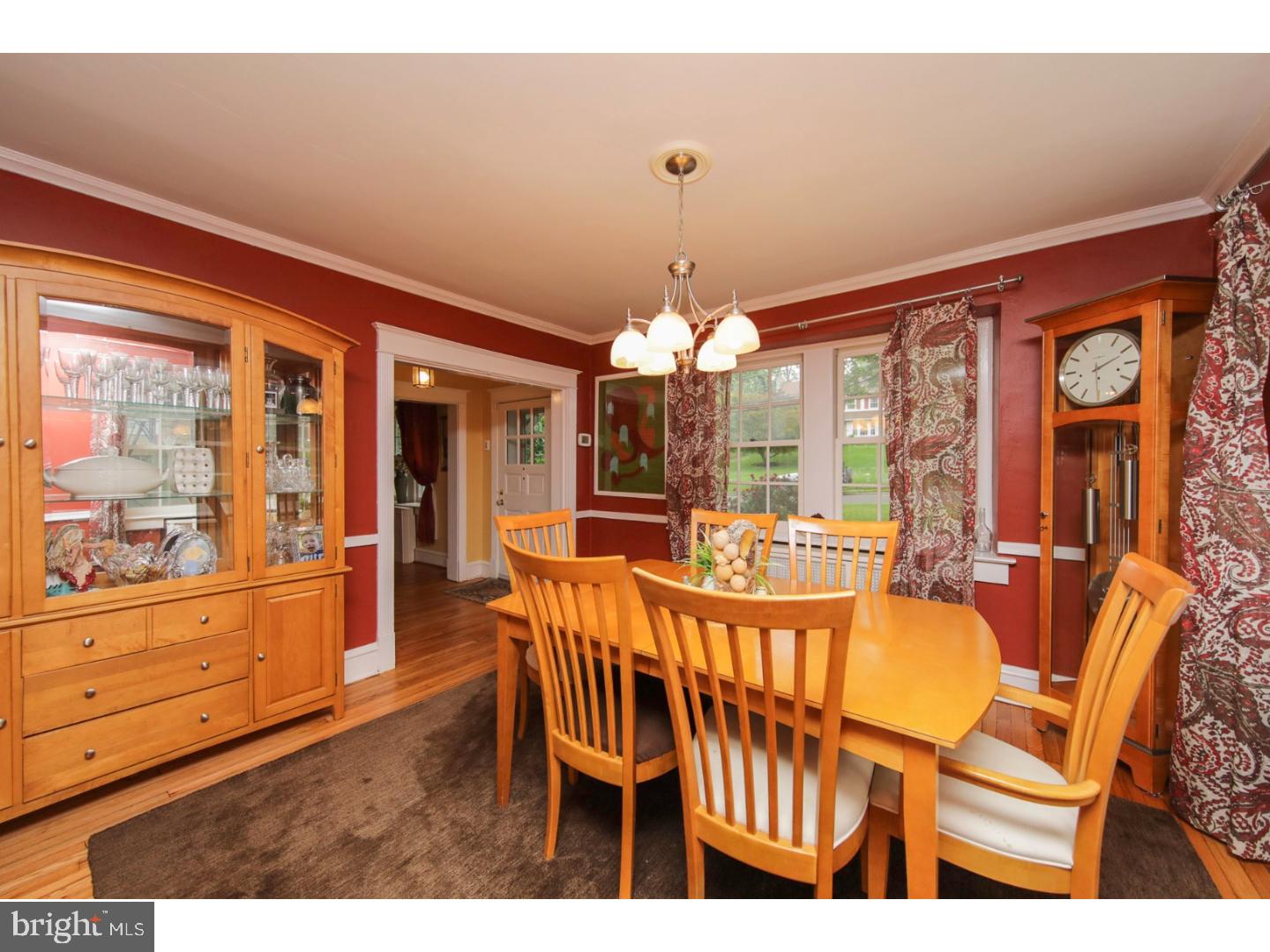 1055 Huntingdon Road Abington, PA 19001 - Photo 7 of 25 Dining Room