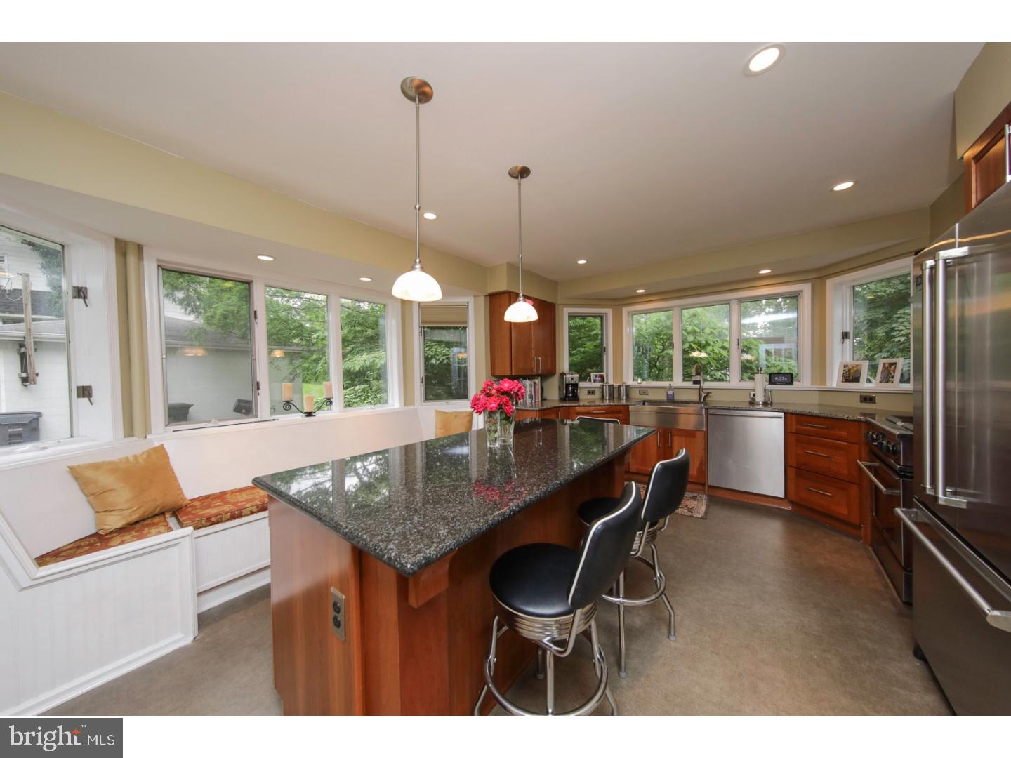 1055 Huntingdon Road Abington, PA 19001 - Photo 10 of 25 Kitchen