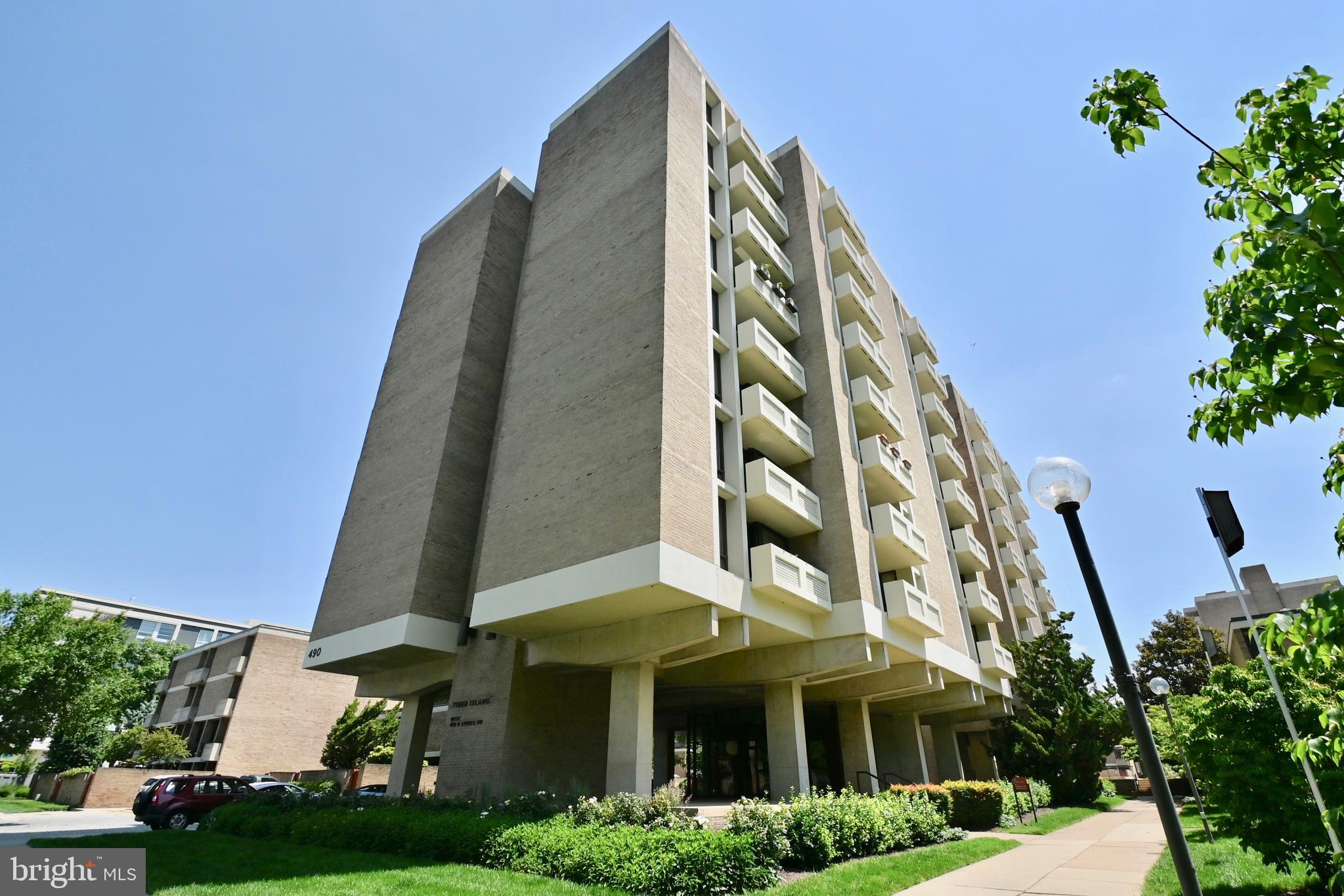 490 M Street Southwest, Unit W110 Washington, DC 20024 - Photo 1 of 63
