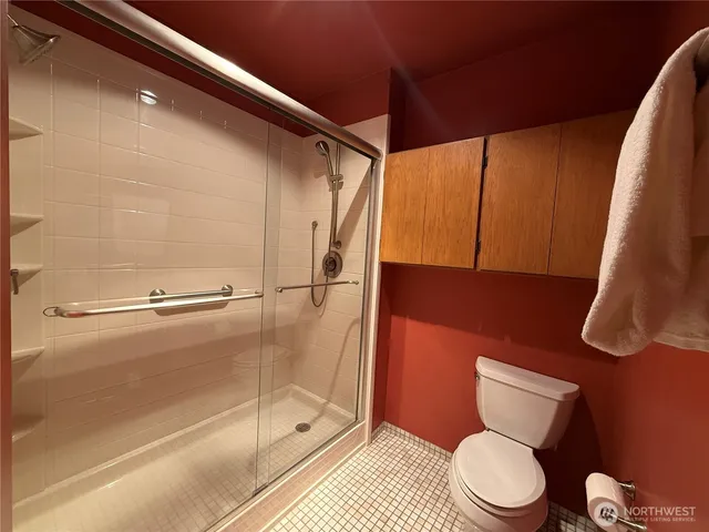 $849,950 | 620 West Mercer Place, Unit 2B, Seattle, WA 98119