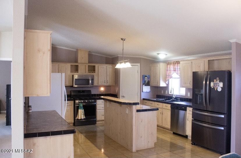 6333 North Calvin Road Tucson, AZ 85743 - Photo 9 of 31