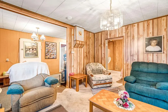 $200,000 | 2463 Thompson Avenue, Selma, CA 93662