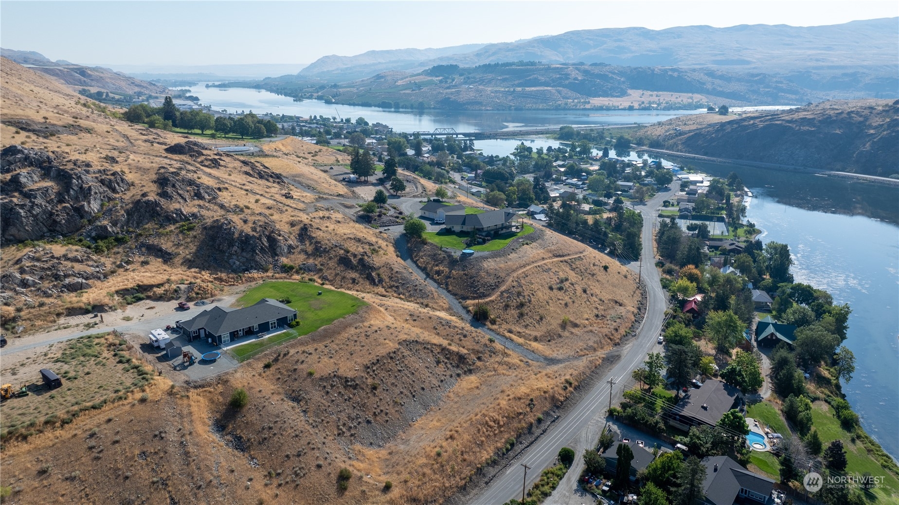 710 Riverside Drive Pateros, WA 98846 - Photo 1 of 22 Gallery Image 1