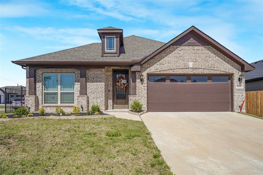8244 Cheetah Path Godley, TX 76044 - Photo 1 of 27