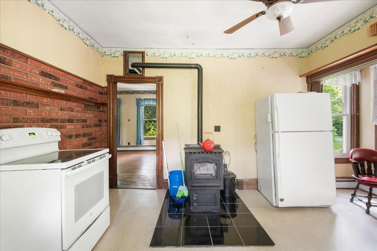 222 River St Extension Bethel, VT 05032 - Photo 11 of 46