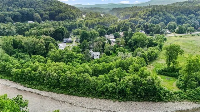 $215,000 | 222 River St Extension, Bethel, VT 05032