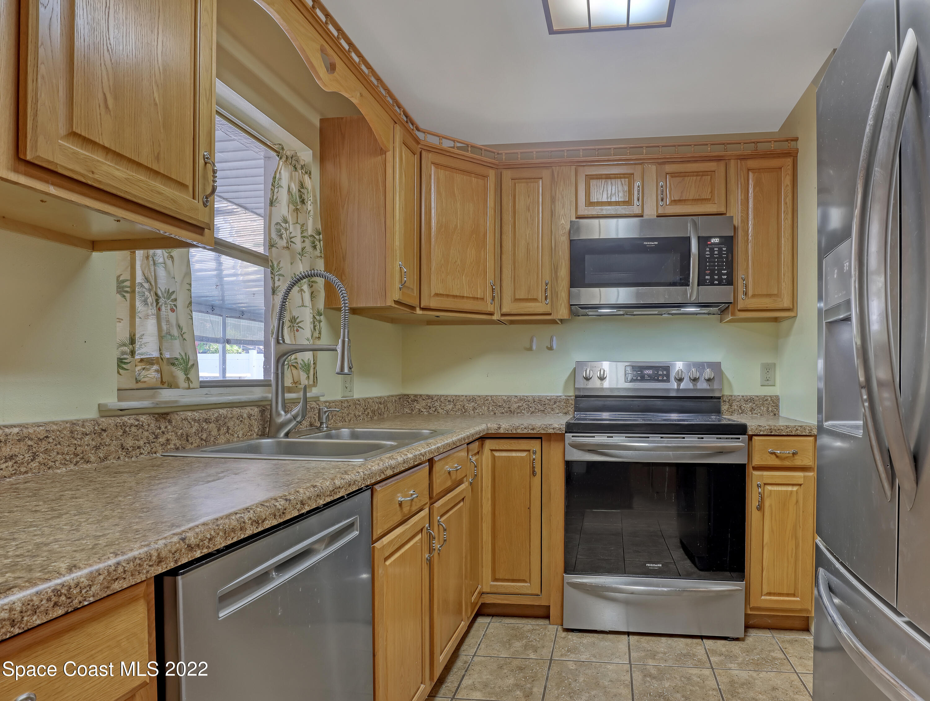 916 Kings Post Road Rockledge, FL 32955 - Photo 10 of 36 916 Kings Post (13)