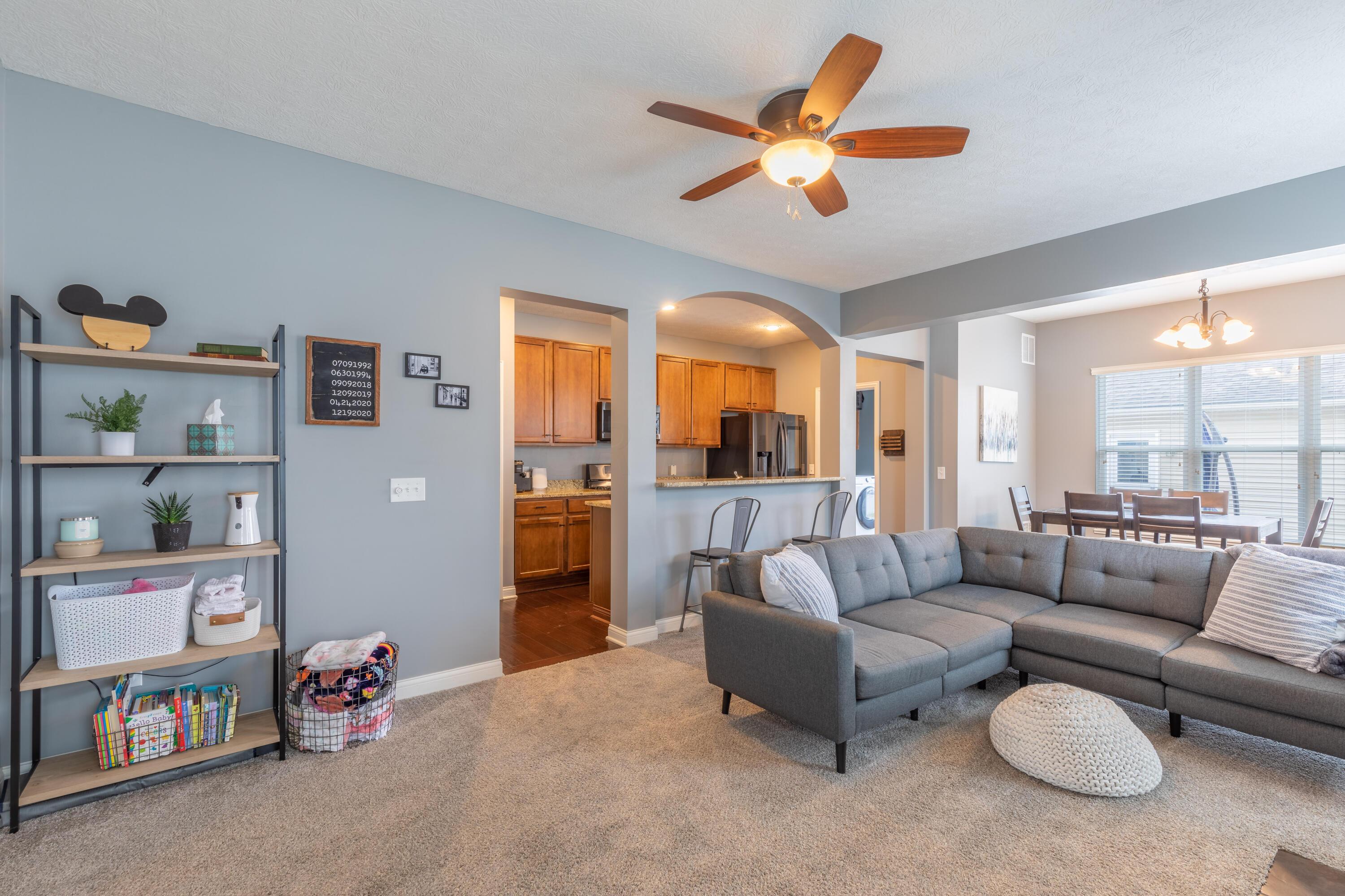 5829 Aderholt Road Dublin, OH 43016 - Photo 6 of 33 Living Room