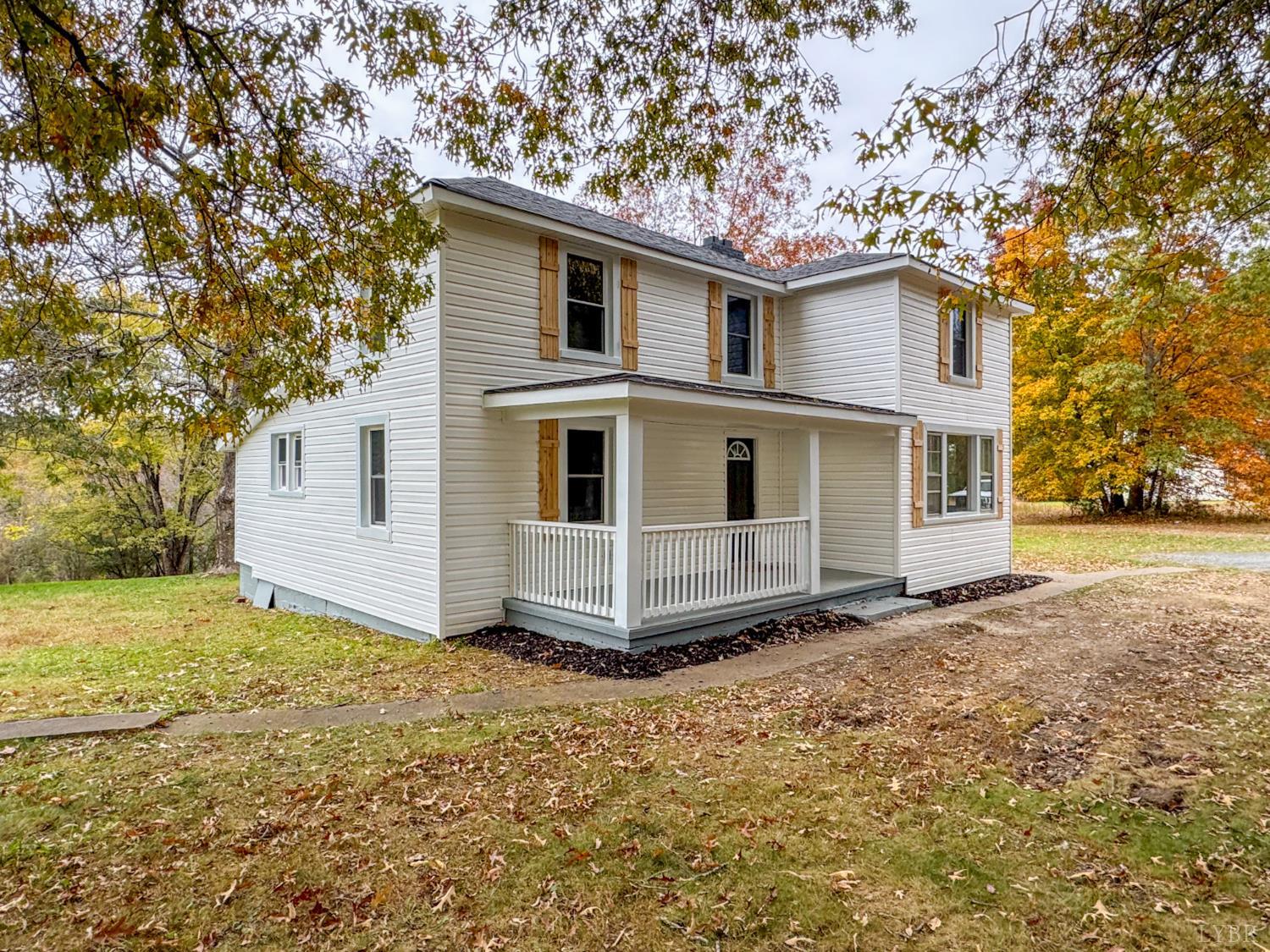 255 Glade Road Madison Heights, VA 24572 - Photo 2 of 37 Gallery Image 2