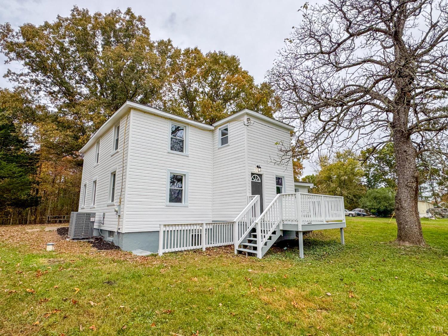 255 Glade Road Madison Heights, VA 24572 - Photo 34 of 37 Gallery Image 34