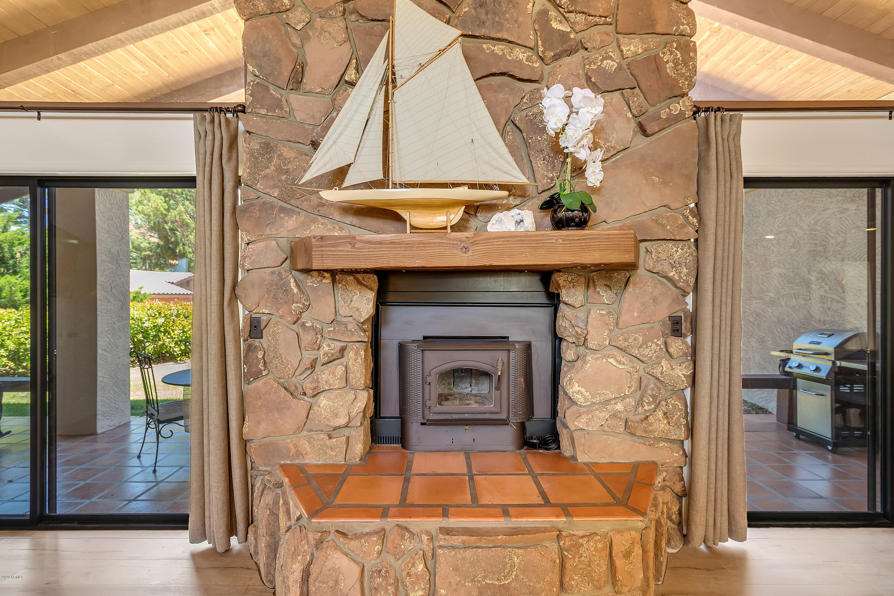190 Castle Rock Road Sedona, AZ 86351 - Photo 10 of 34 Castle 6311