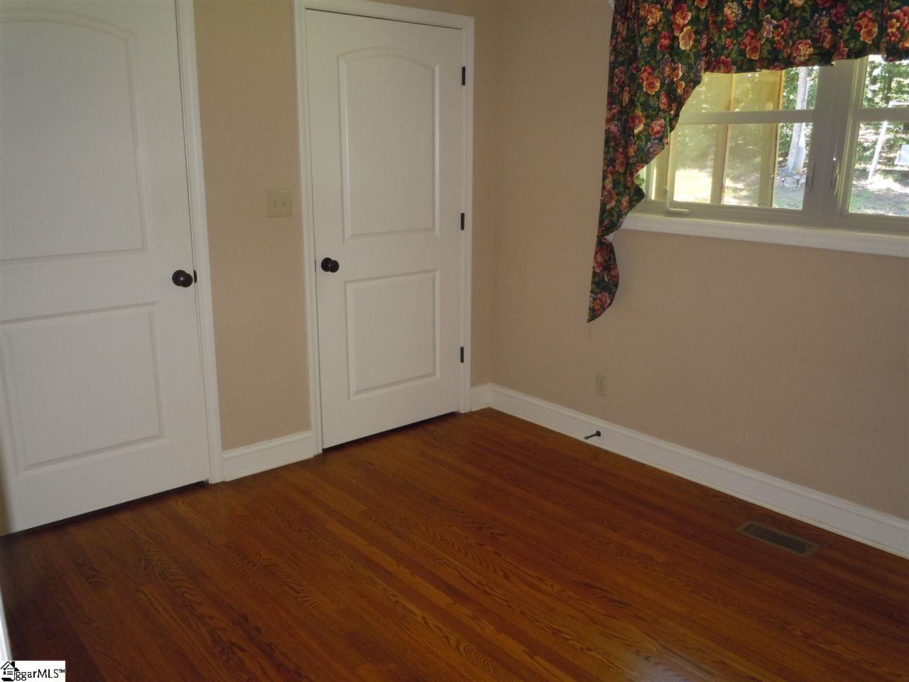 731 Dave Nix Road Seneca, SC 29678 - Photo 16 of 35 Gallery Image 16