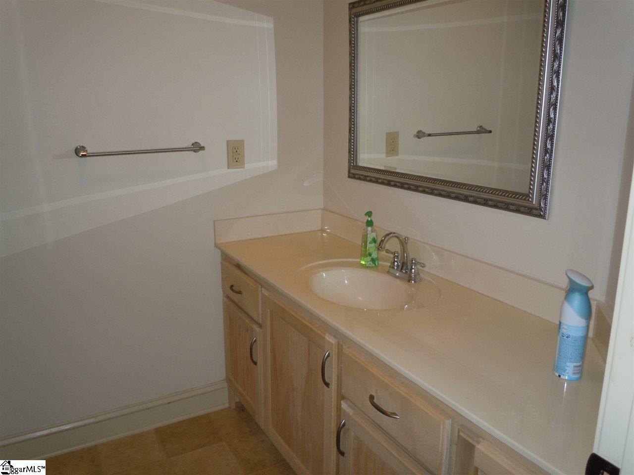 731 Dave Nix Road Seneca, SC 29678 - Photo 20 of 35 Gallery Image 20