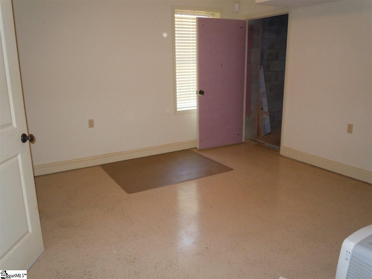 731 Dave Nix Road Seneca, SC 29678 - Photo 30 of 35 Gallery Image 30