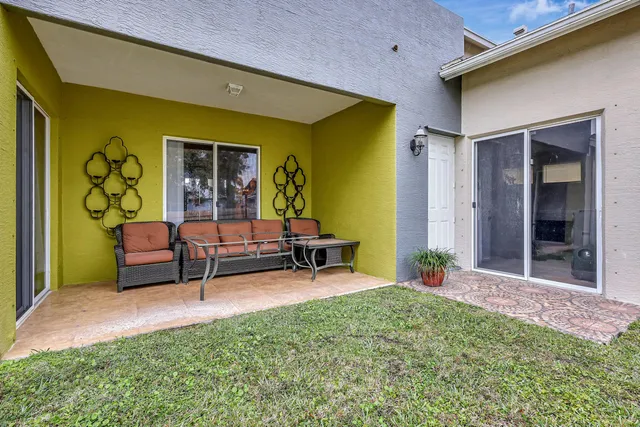 a front view of house with yard