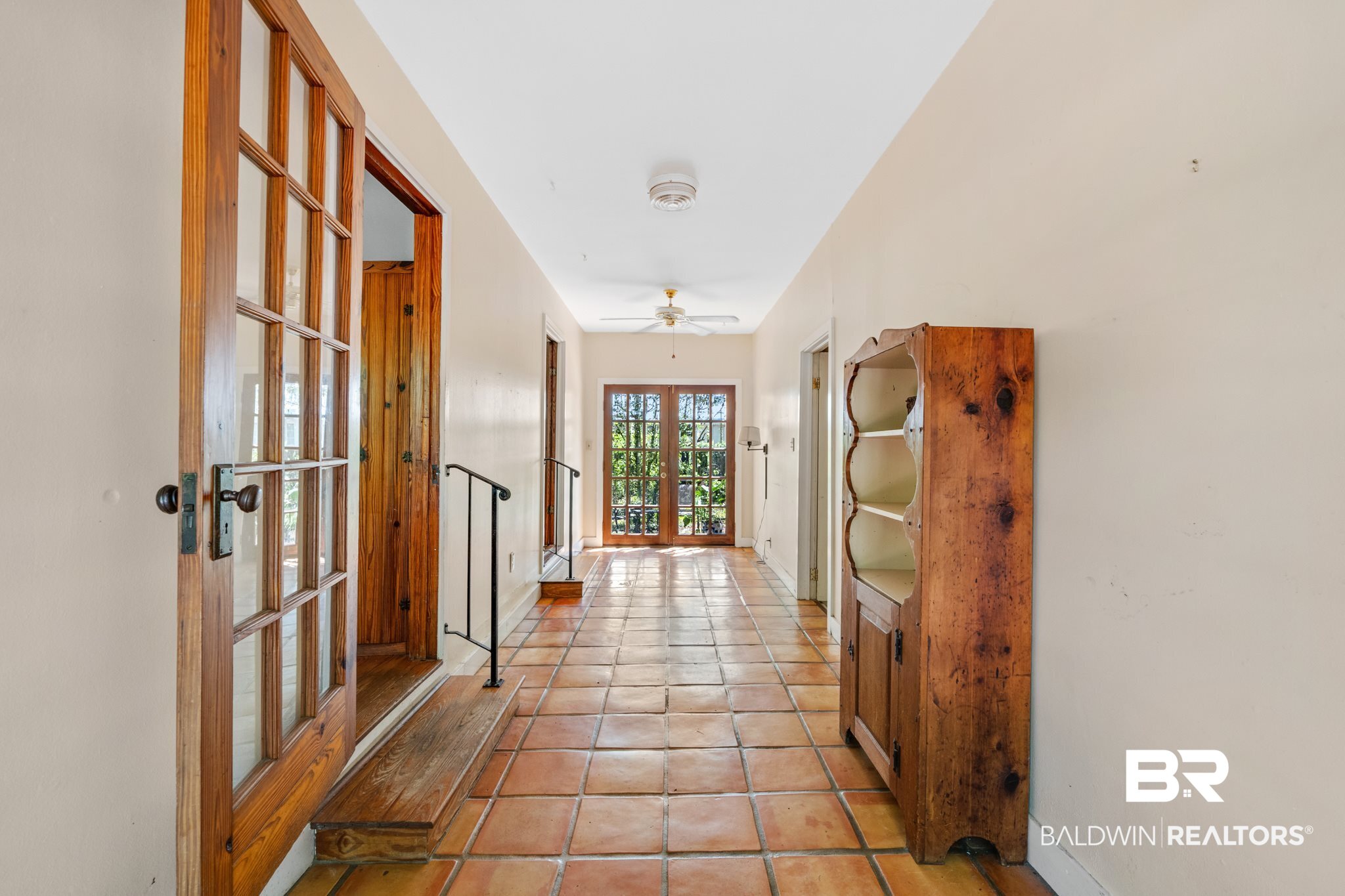 406 Nichols Avenue Fairhope, AL 36532 - Photo 3 of 24 Entry Hall