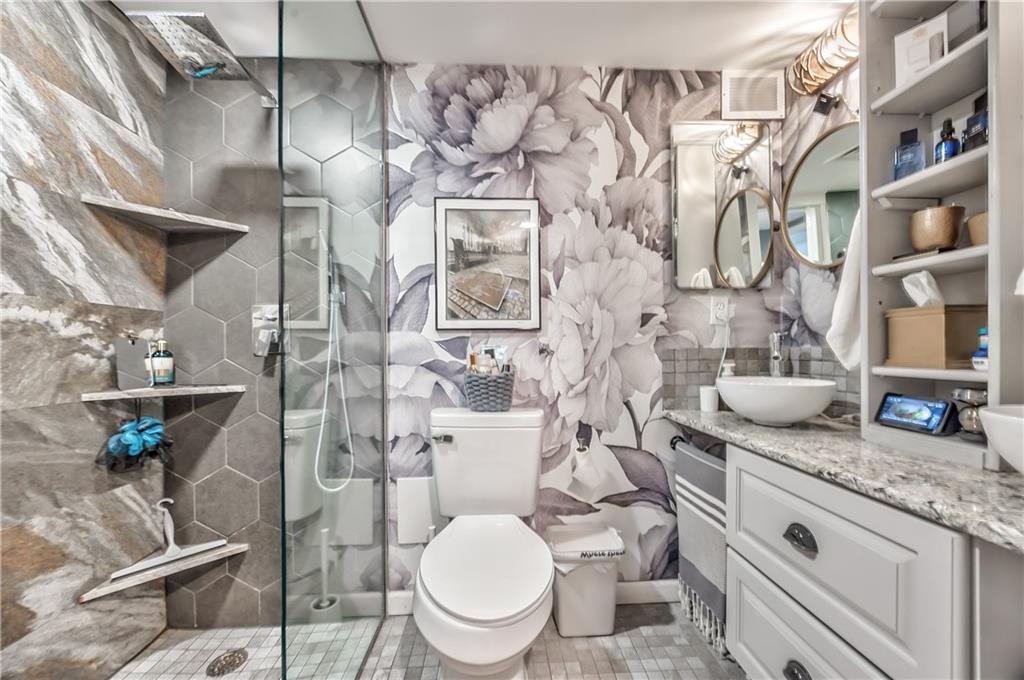 4545 Wornall Road, Unit 101 Kansas City, MO 64111 - Photo 23 of 27