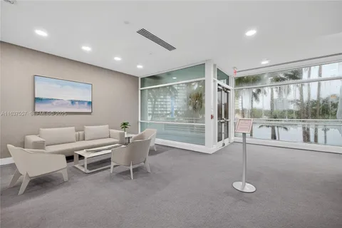 $109,000 | 2670 East Sunrise Boulevard, Unit 1117, Fort Lauderdale, FL 33304