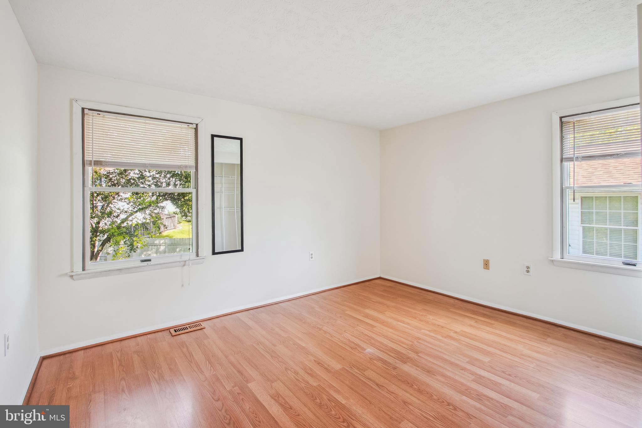 1882 Montreal Road Severn, MD 21144 - Photo 11 of 38 Neutral throughout