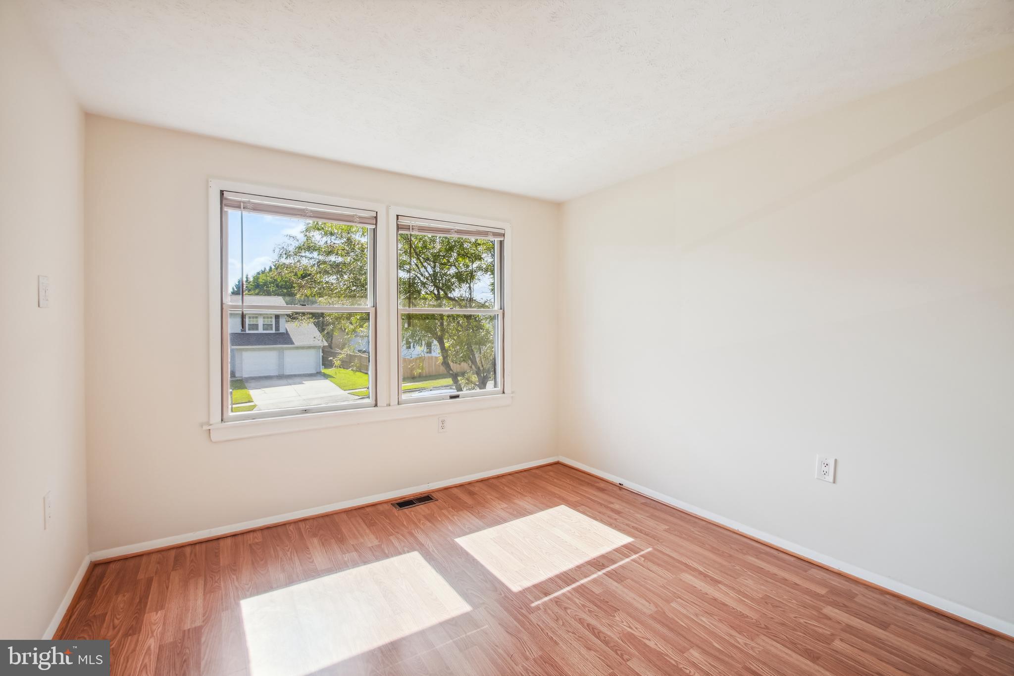 1882 Montreal Road Severn, MD 21144 - Photo 16 of 38