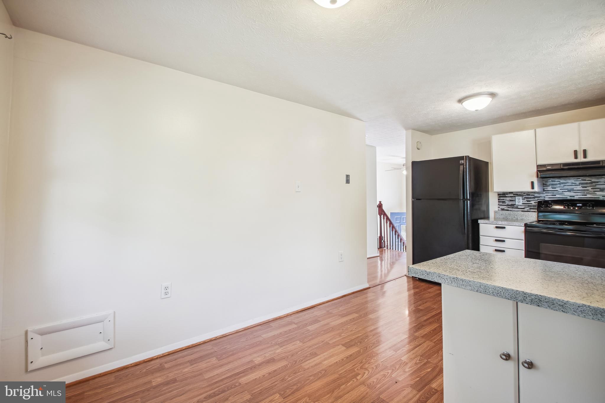 1882 Montreal Road Severn, MD 21144 - Photo 8 of 38 Eating area