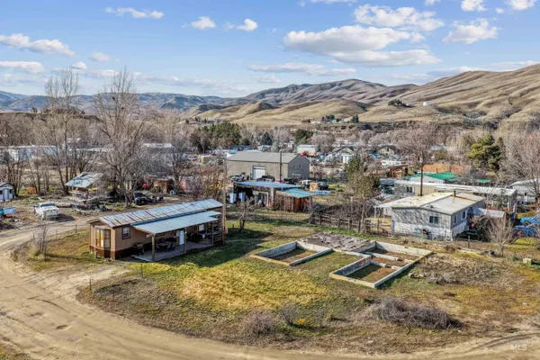 $199,000 | 131 Adams Street, Horseshoe Bend, ID 83629