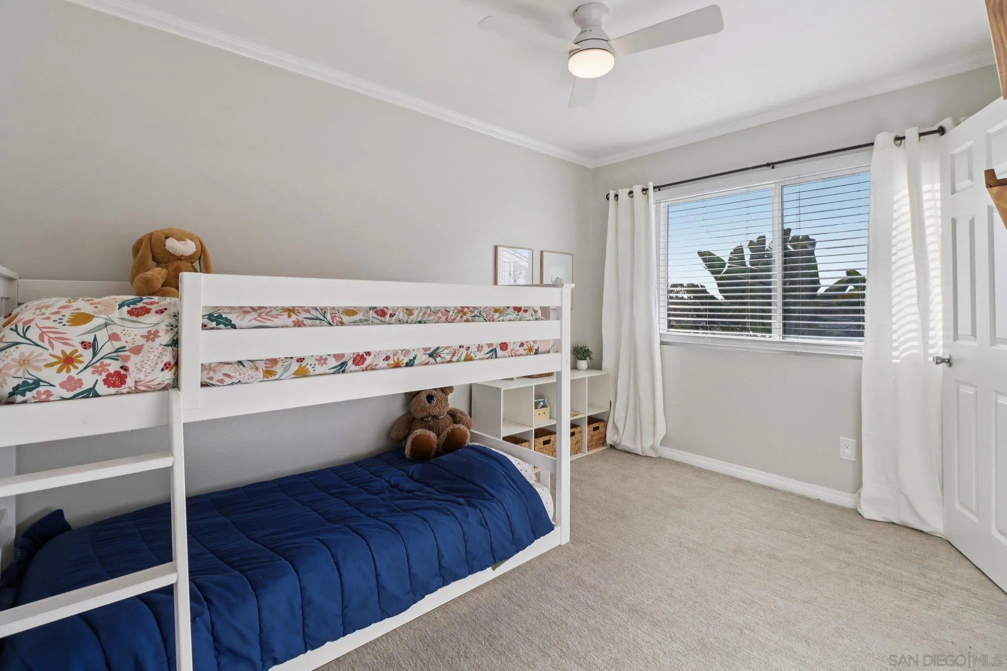 324 Countrywood Lane Encinitas, CA 92024 - Photo 14 of 42 a bed room with a bed and a window