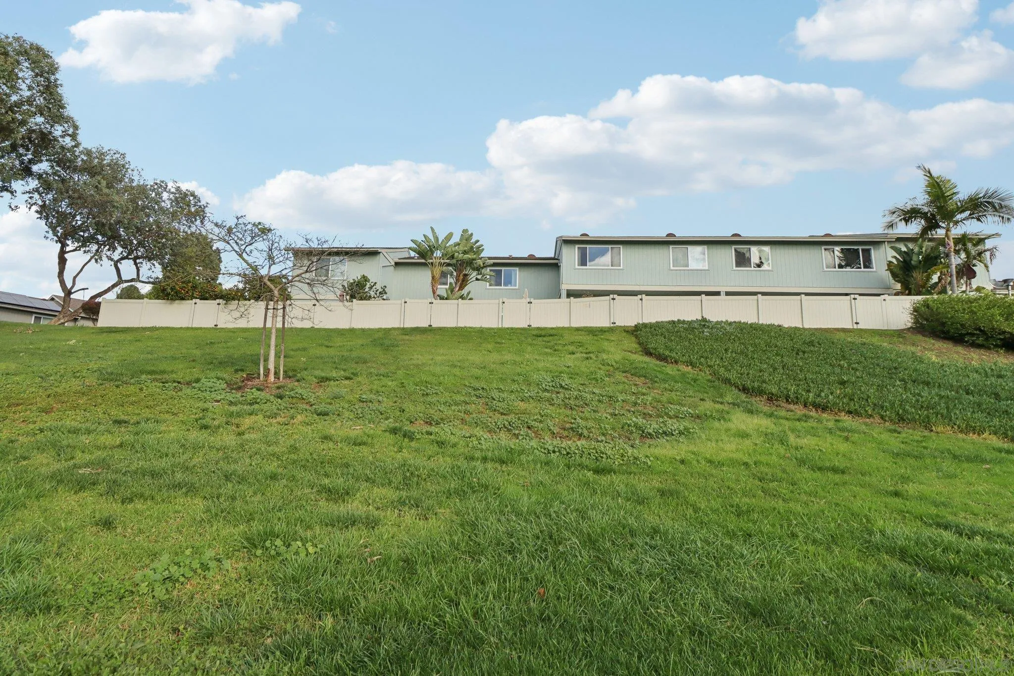 324 Countrywood Lane Encinitas, CA 92024 - Photo 28 of 42 a view of a garden