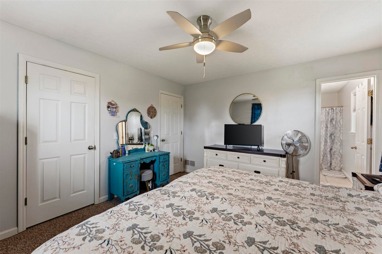 937 Dripping Springs Road Glasgow, KY 42141 - Photo 15 of 36 Gallery Image 15