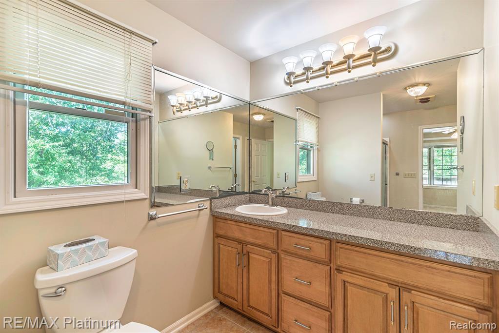 1264 Elms Road Flint, MI 48532 - Photo 17 of 46 Gallery Image 17