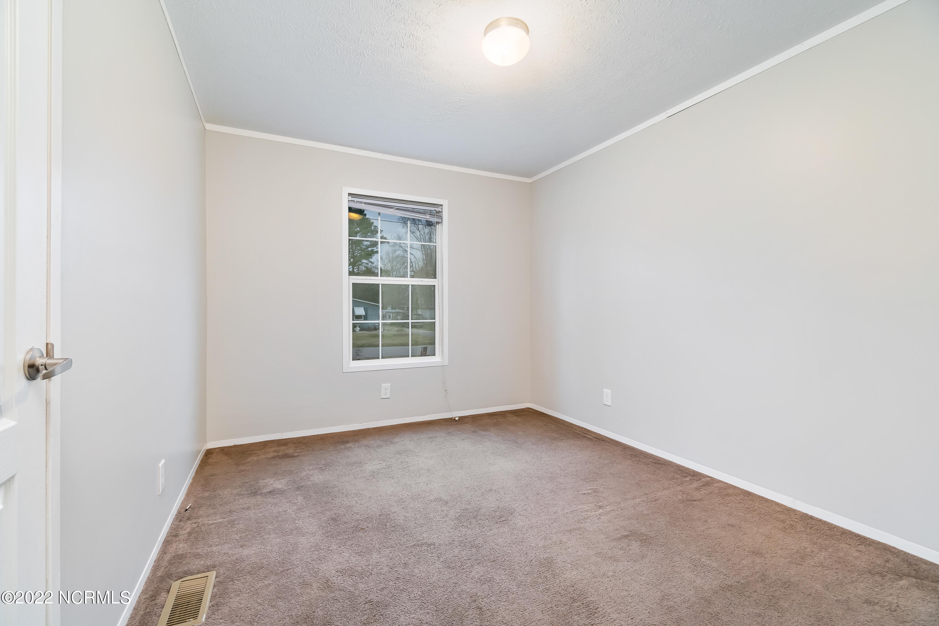 409 Church Road New Bern, NC 28560 - Photo 11 of 30 Chill Photo_-12