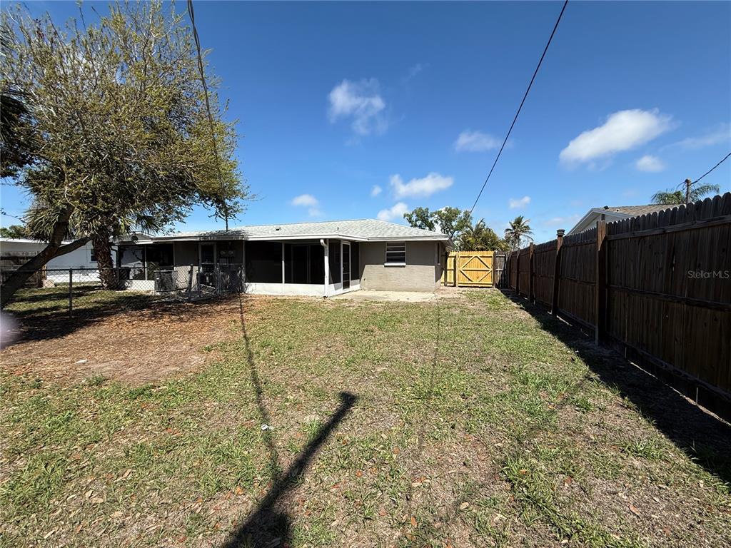 450 Briarwood Road Venice, FL 34293 - Photo 13 of 14