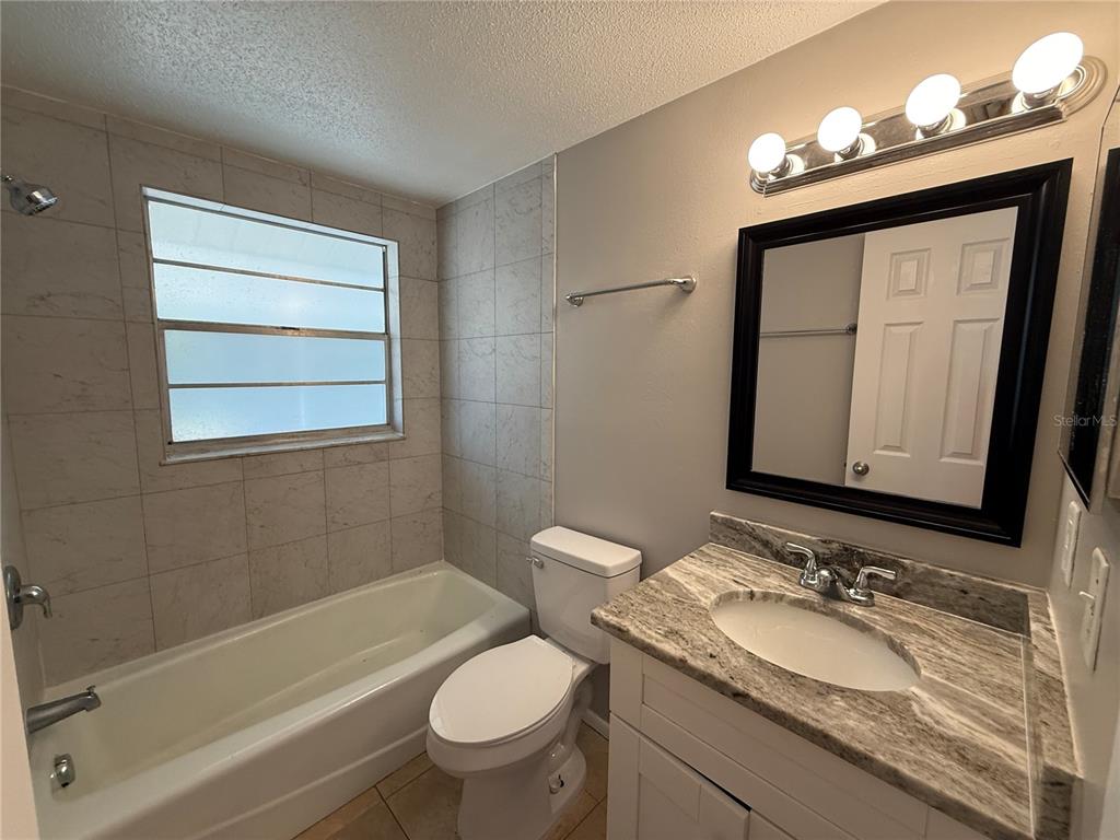 450 Briarwood Road Venice, FL 34293 - Photo 8 of 14