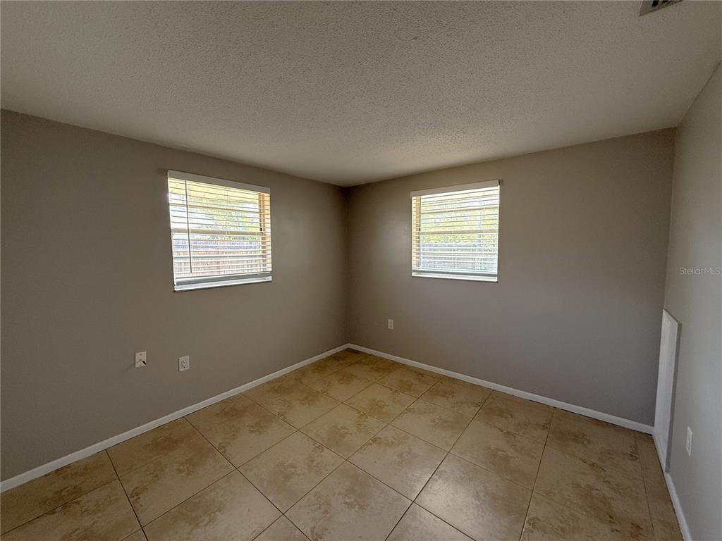 450 Briarwood Road Venice, FL 34293 - Photo 9 of 14