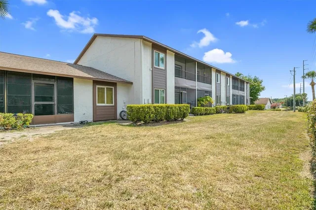 $1,400 | 39132 County Road 54, Unit 2128, Zephyrhills, FL 33542