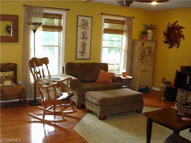 4354 Dunbar Bridge Road Asheboro, NC 27205 - Photo 3 of 16 Living Room.