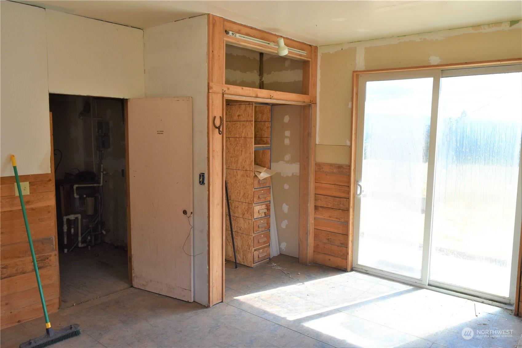 132 Kompan Road Curlew, WA 99118 - Photo 14 of 35 Gallery Image 14