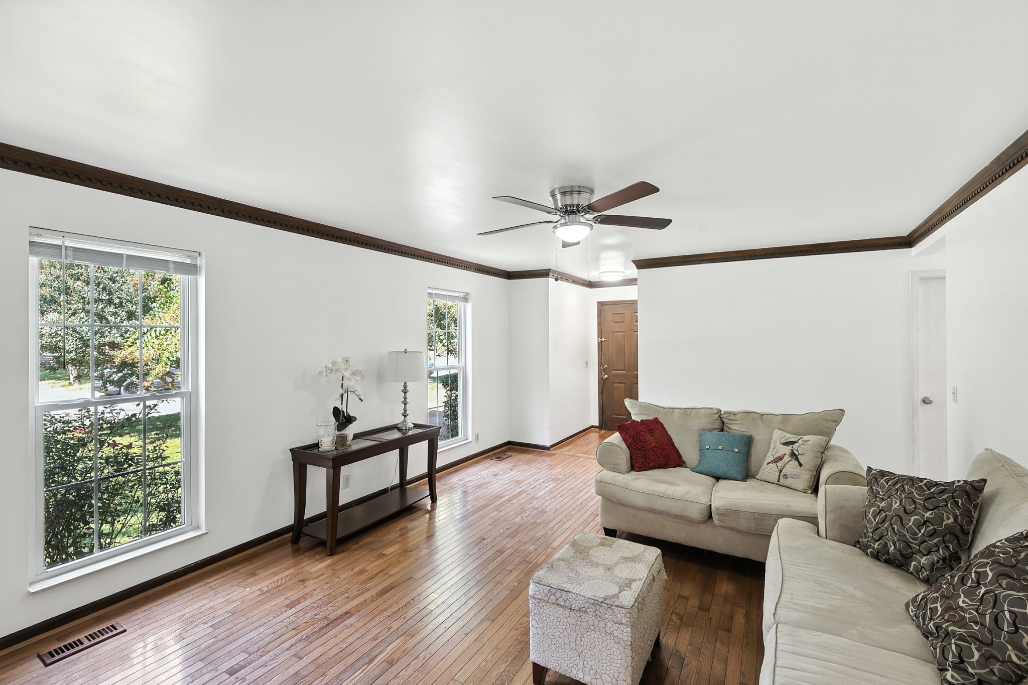 1121 Jacksons Valley Road Hermitage, TN 37076 - Photo 18 of 38 a living room with furniture and wooden floor
