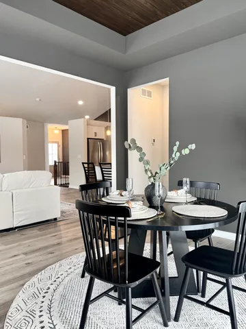 $660,000 | W255-s5377 Primrose Lane, Waukesha, WI 53189