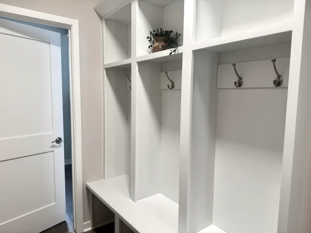 $660,000 | W255-s5377 Primrose Lane, Waukesha, WI 53189