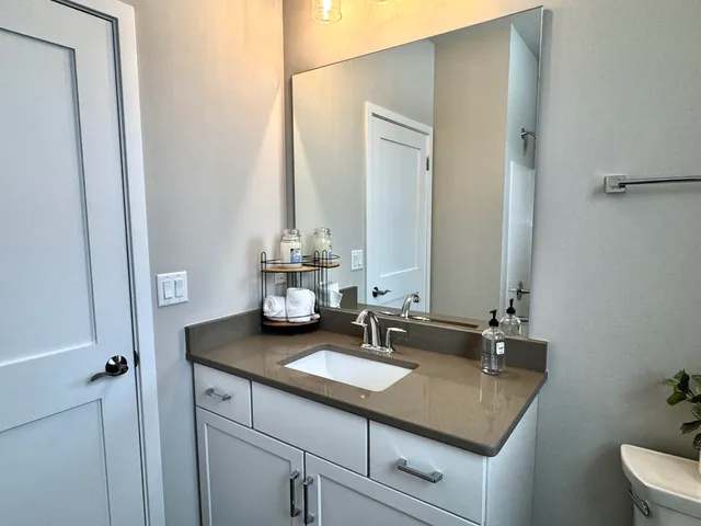 $660,000 | W255-s5377 Primrose Lane, Waukesha, WI 53189