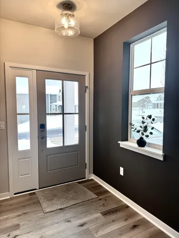 $660,000 | W255-s5377 Primrose Lane, Waukesha, WI 53189