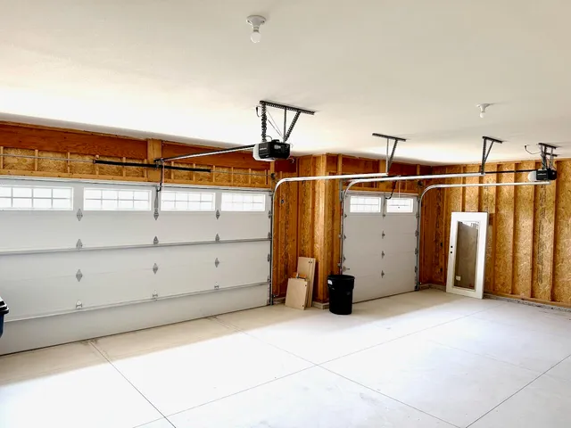 $660,000 | W255-s5377 Primrose Lane, Waukesha, WI 53189